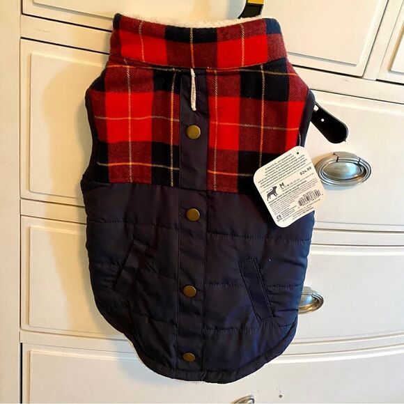 BOND & CO PLAID/DARK BLUE INSULATED DOG JACKET /W VELCRO CLOSE M (DOGS 15-17 IN) - Picture 2 of 11